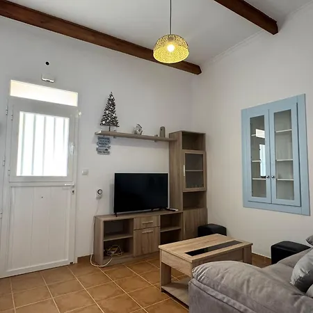 Casa Velarde - *