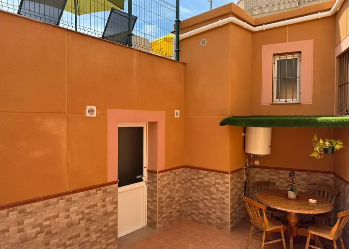 Casa Velarde - *