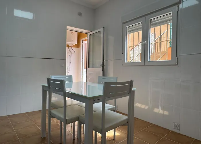 Casa Velarde - * Garrucha